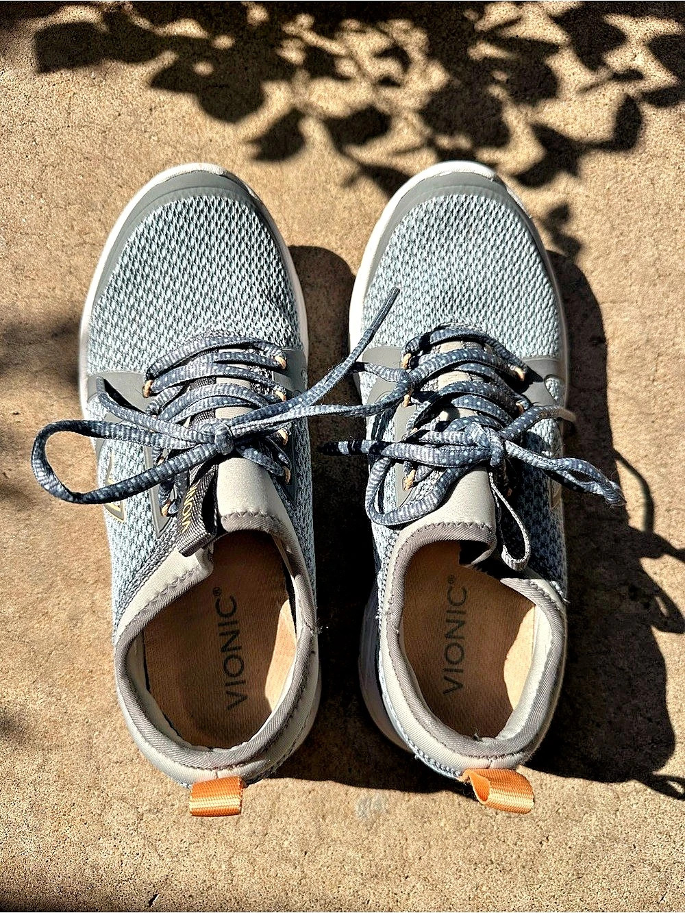 Vionic Miles II Sneaker Gray & Orange
